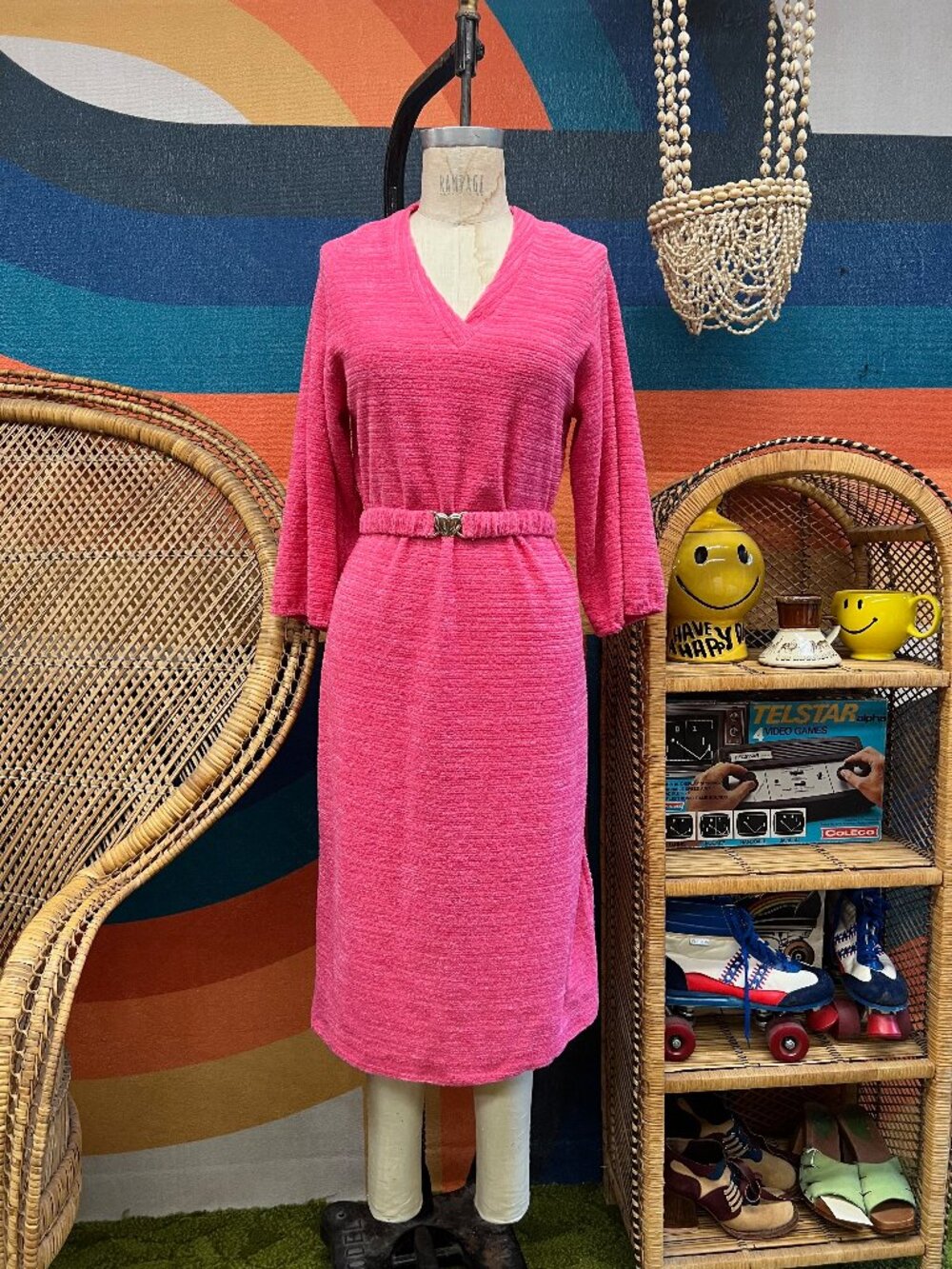 EUC 70s Vintage Pink Chenille Midi Dress with Belt Size 10